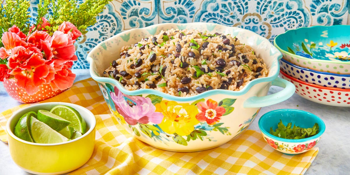 Authentic Black Beans and Rice: A Zesty Family Recipe