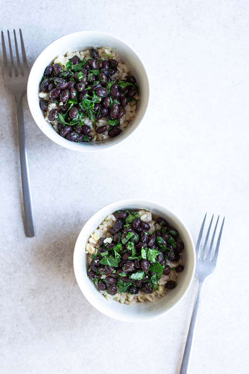 Easy 30-Minute Black Beans and Rice for Weeknights